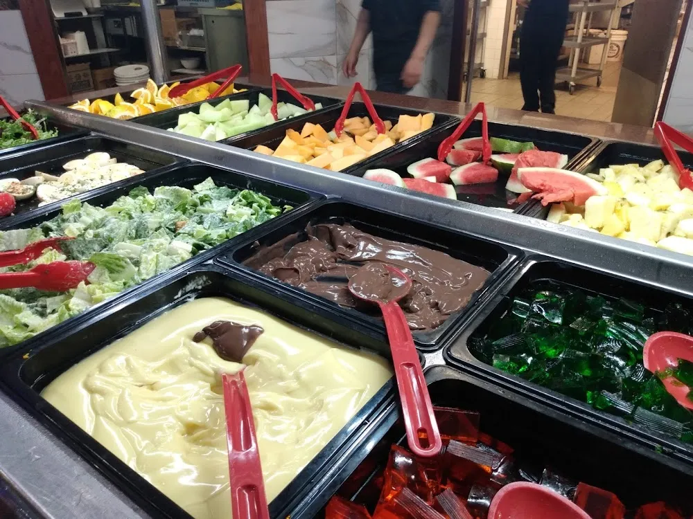 Bar de Frutas Y Postres